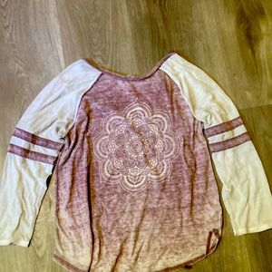 Long sleeve tee in fairly new condition